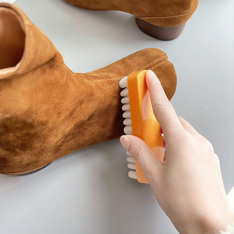 Lederen borstel voor suède laa - Sneaker Care Spray recensie en prijs