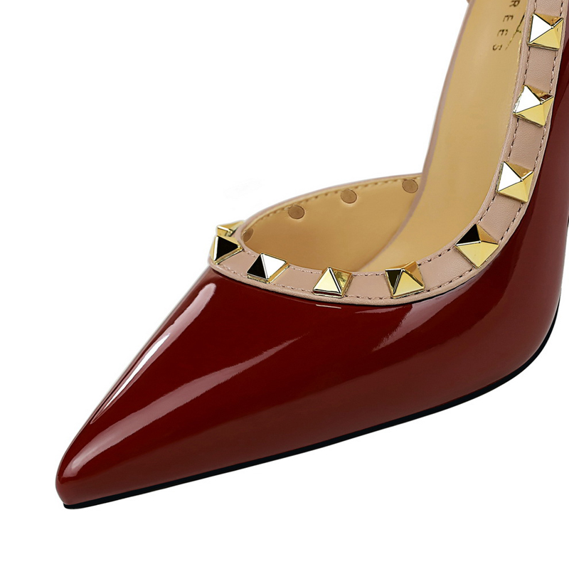 Sexy Vrouwen Pompen Klinknagel - Shoe Tree recensie en prijs