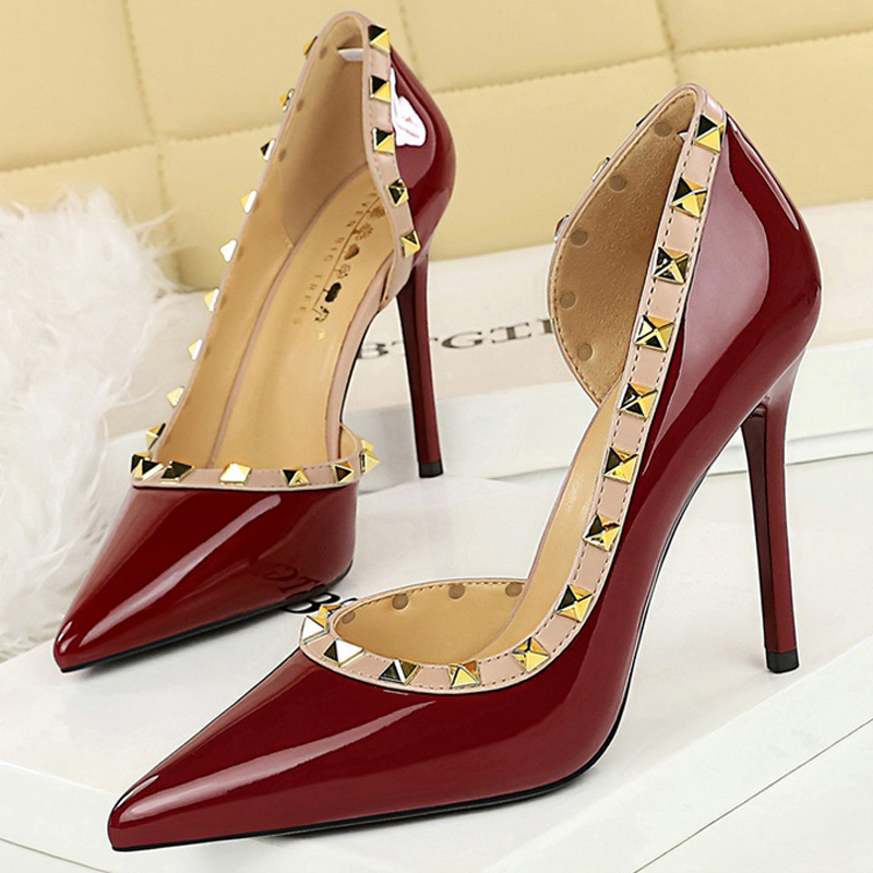Sexy Vrouwen Pompen Klinknagel - Shoe Tree recensie en prijs